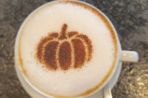 Pumpkin coffee art at Kents Cavern, Torquay