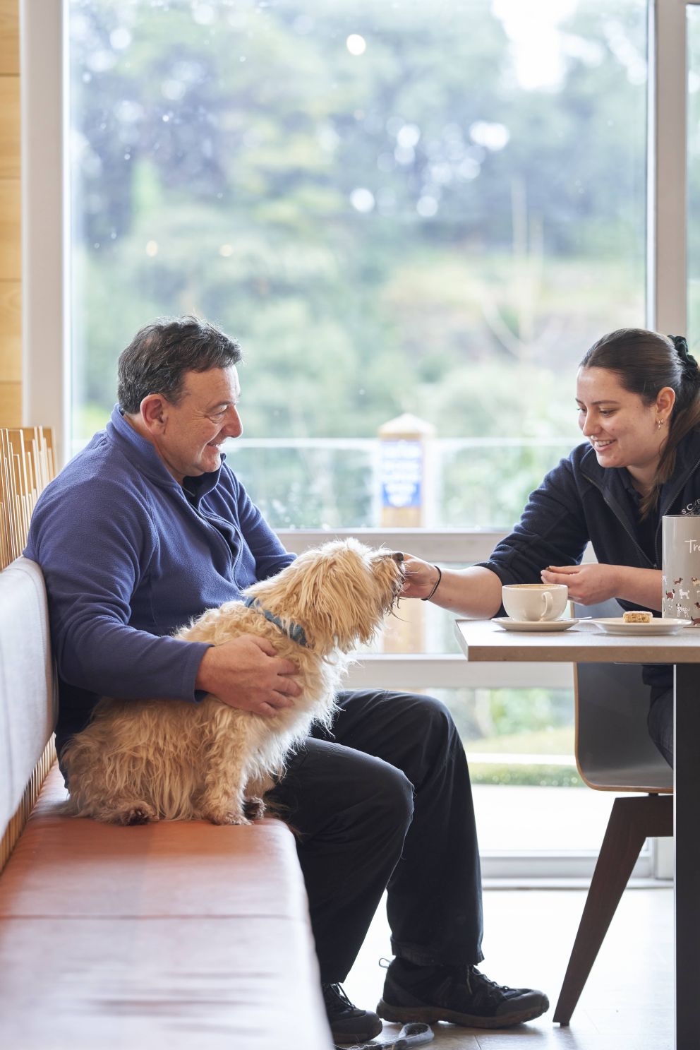 kents cavern dog friendly cafe torquay